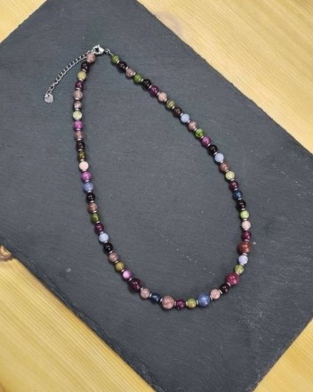 8  δ  κολιε πετρες (1)